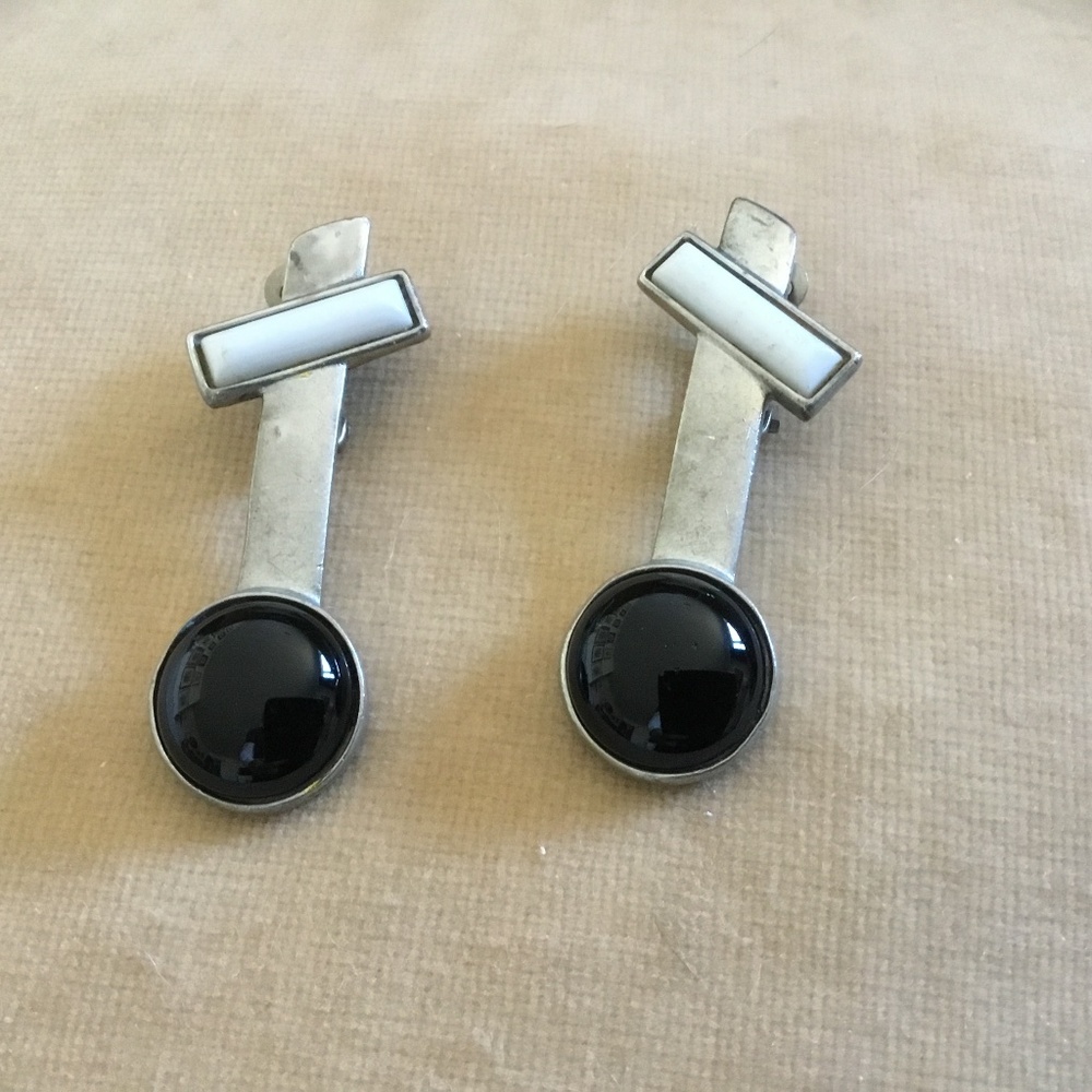 Ben Amun silver tone drop earings